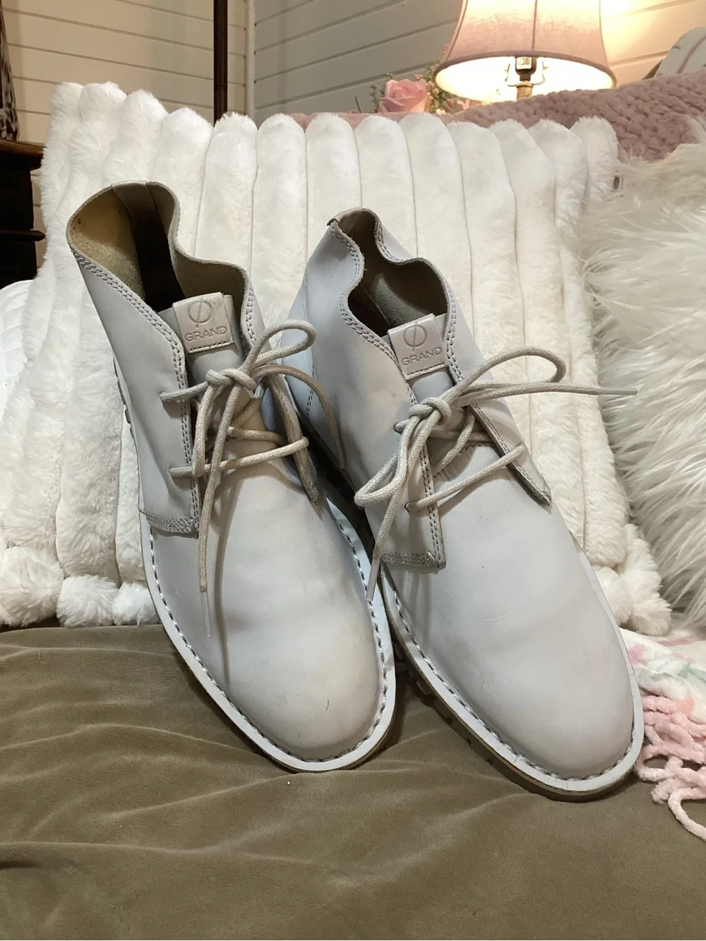 Cole Haan minimal light